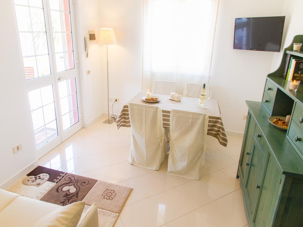 Gelso Bianco Apartments Кампофеличе-ди-Роччелла Экстерьер фото